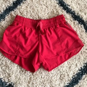 Lululemon Hotty Hot Short